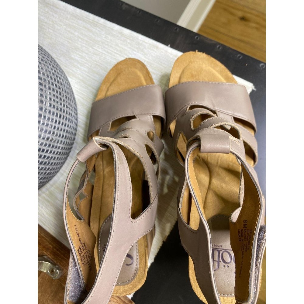 Sofft Chamblee Leather Wedge Sandal Mist Grey - Picture 8 of 10